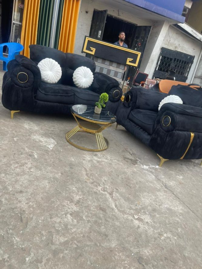 Modern Luxury Sofa Set - Image 14
