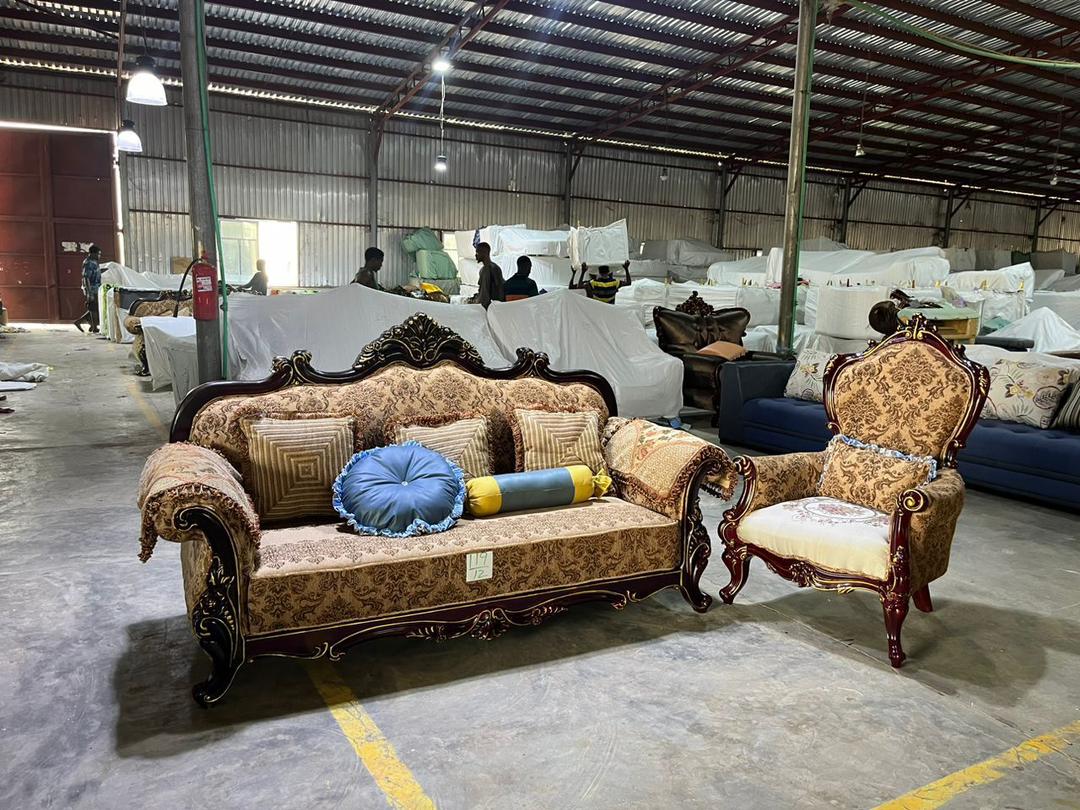 Royal Luxury Sofa Set – Exquisite Gold Finish