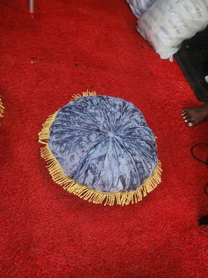 Throw Pillows - Image 4