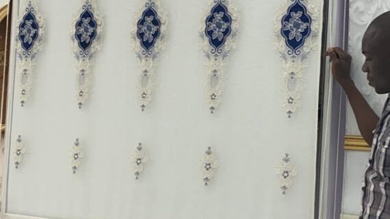Lace Blind  (Per sqaure meter)