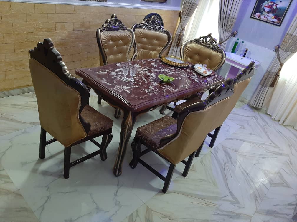 Sun-Pilot Interiors Center Table - Image 3