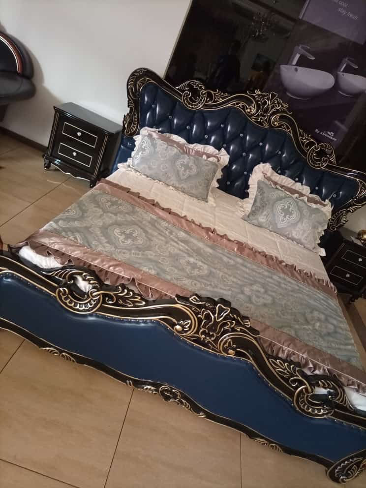 Sun-Pilot Interiors Bed with Frame - Image 2