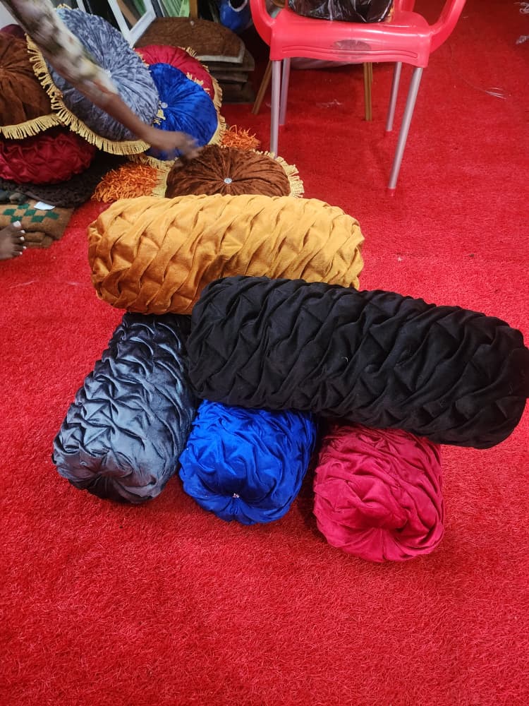 Sunpilot Round Basket Pillow - Image 4