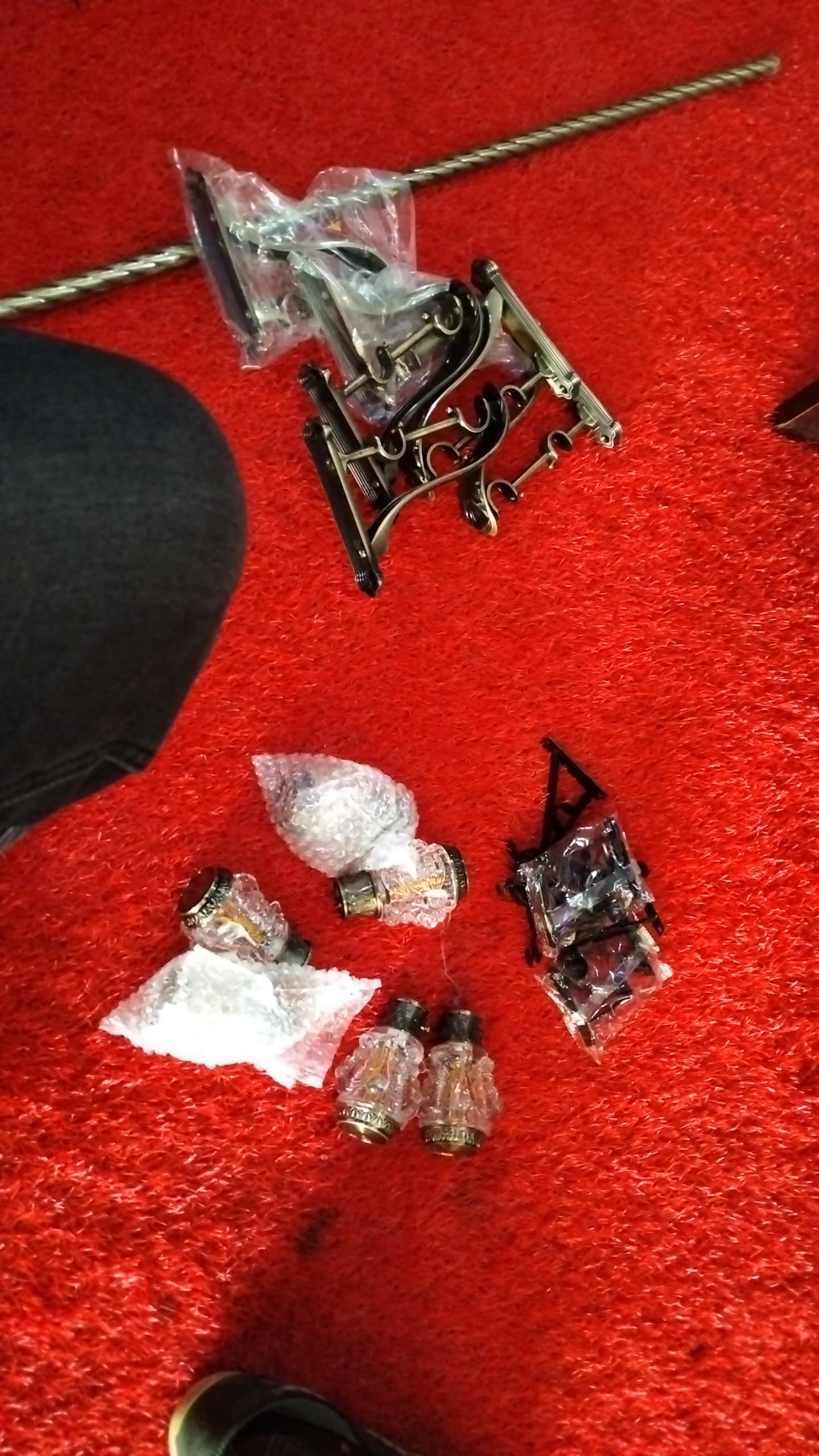 Curtain Pole & Pipe - Image 5